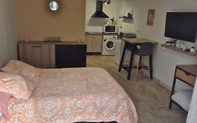 Studio 30 M2